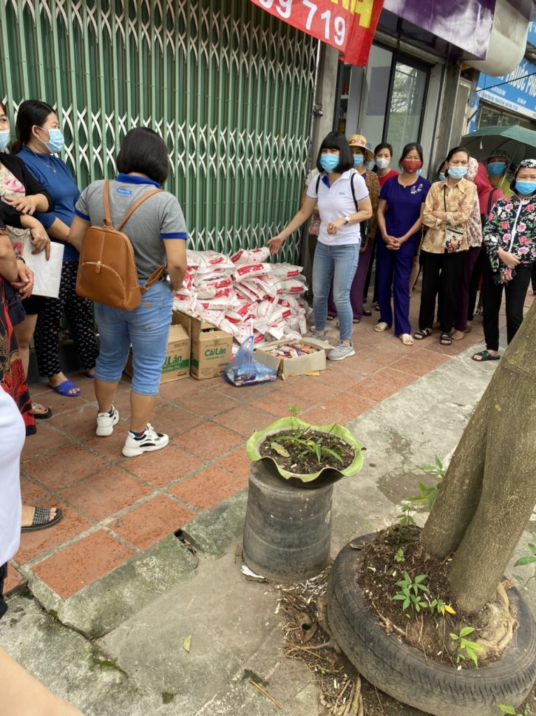 San sẻ yêu thương, chung tay vượt qua đại dịch Covid-19