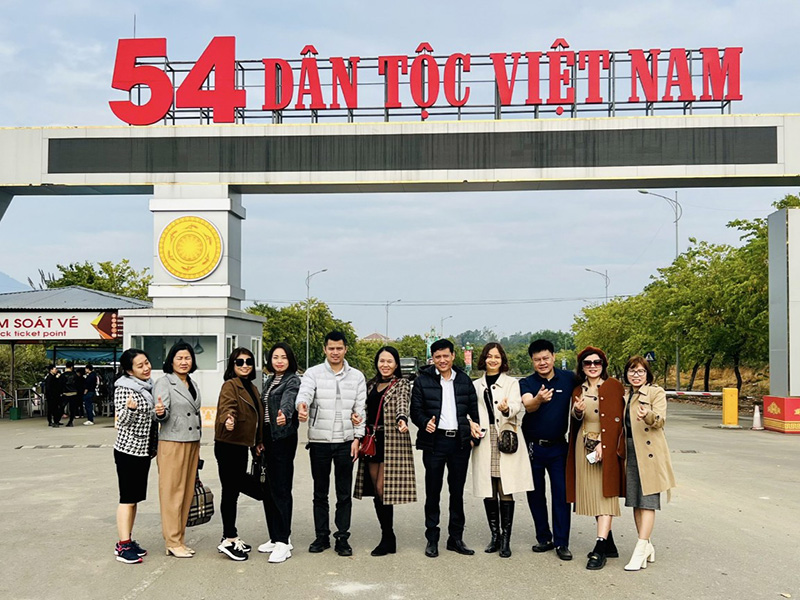 Tiệc tất niên 2022